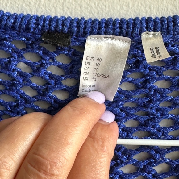 Knitted Sweater. - Picture 8 of 9